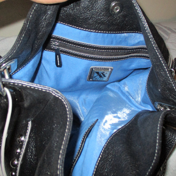 Maxx New York purse like new - Picture 3 of 3
